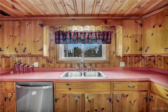 $579,000 | 273 Broad Bay Circle, Machias, NY 14101