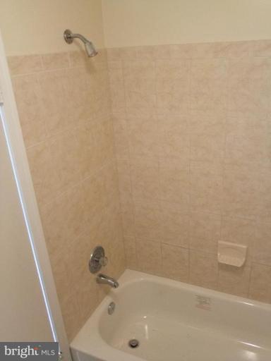 7405 Bull Run Road Manassas, VA 20111 - Photo 11 of 16 Master Bath