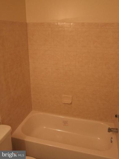 7405 Bull Run Road Manassas, VA 20111 - Photo 14 of 16 Bath #4