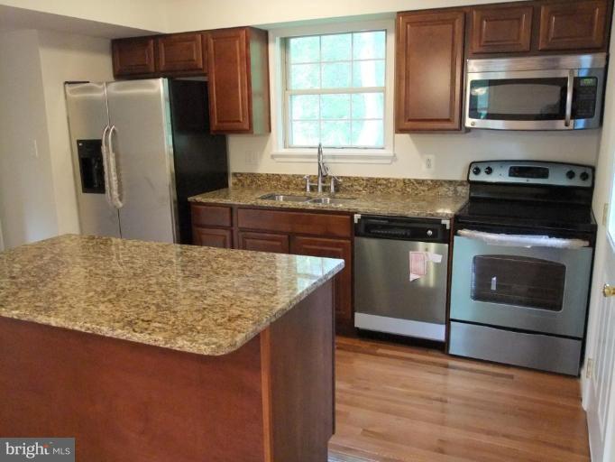7405 Bull Run Road Manassas, VA 20111 - Photo 6 of 16 Kitchen #2
