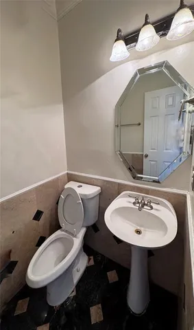 $2,400 | 1401 Summercrest Lane, McKinney, TX 75069