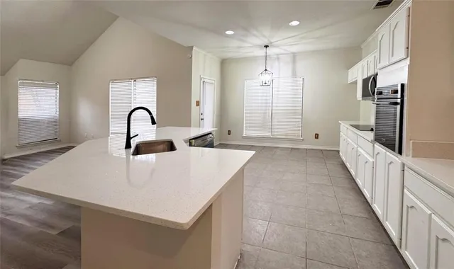 $2,400 | 1401 Summercrest Lane, McKinney, TX 75069