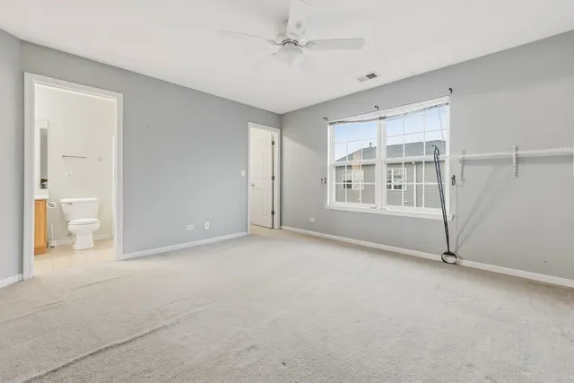 $200,000 | 335 Holiday Lane, Hainesville, IL 60073