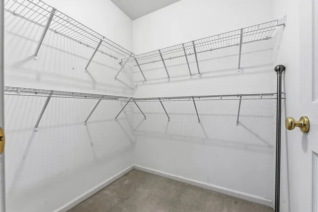 $200,000 | 335 Holiday Lane, Hainesville, IL 60073