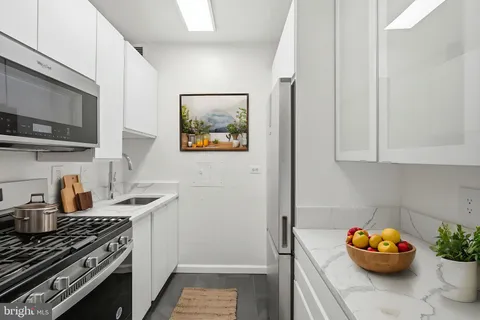 $200,000 | 2755 Ordway Street Northwest, Unit 203, Washington, DC 20008