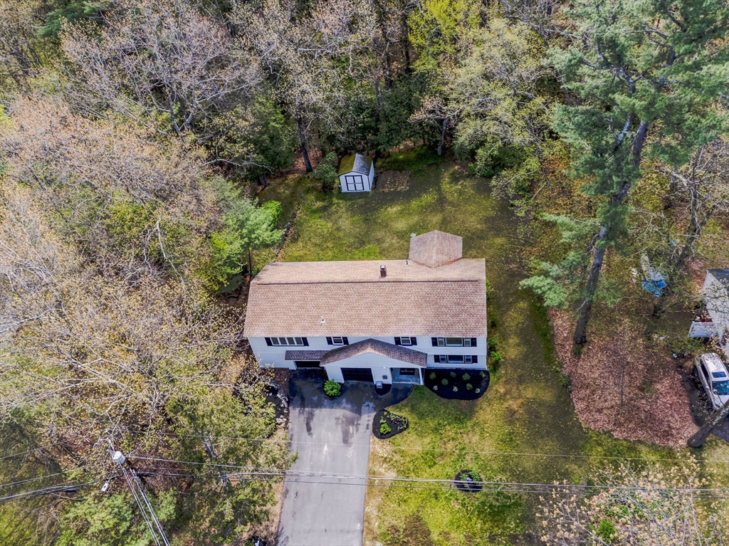 12 Davis Road Merrimack, NH 03054 - Photo 2 of 31