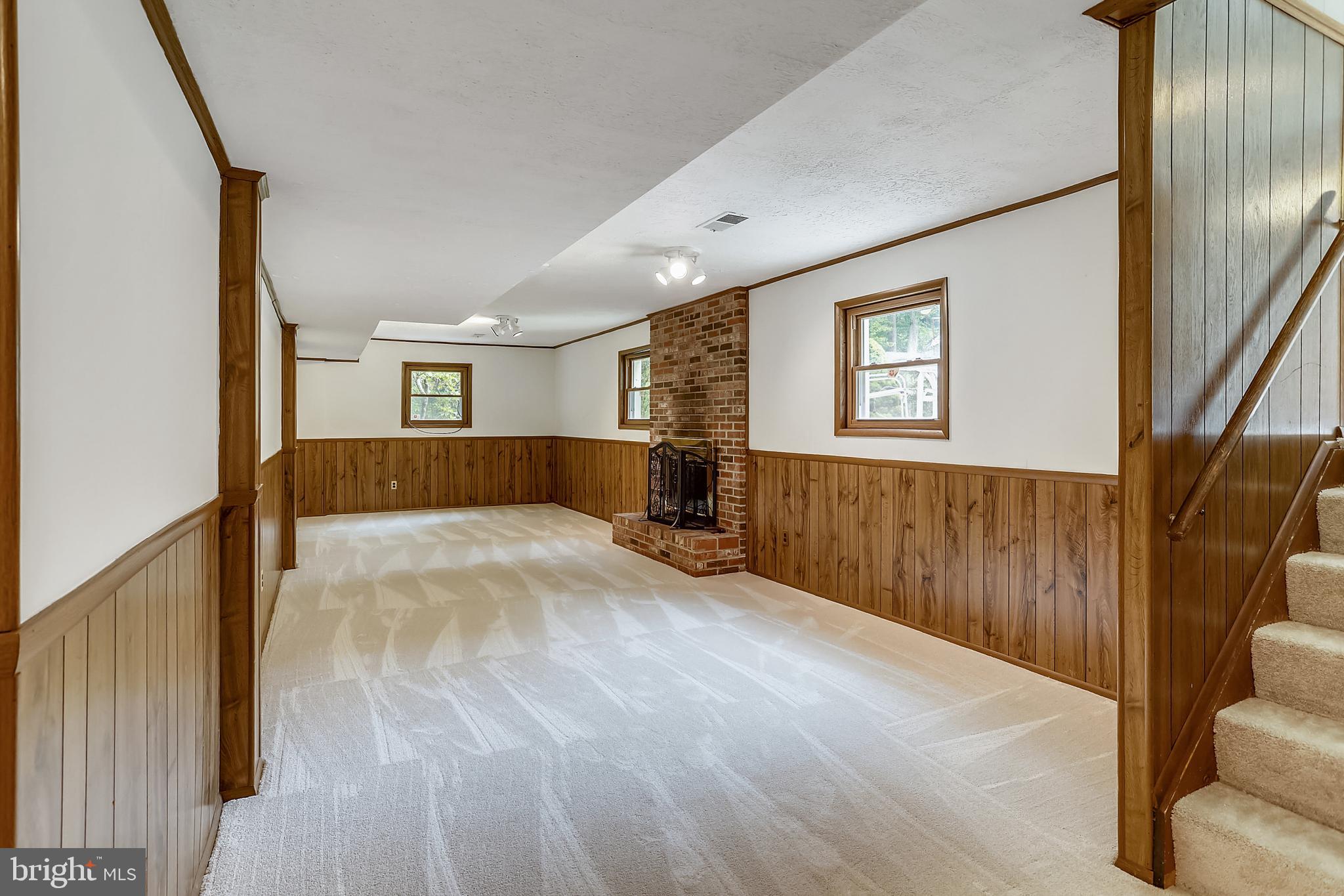 16617 Cashell Road Rockville, MD 20853 - Photo 17 of 28 Another View of Family Room