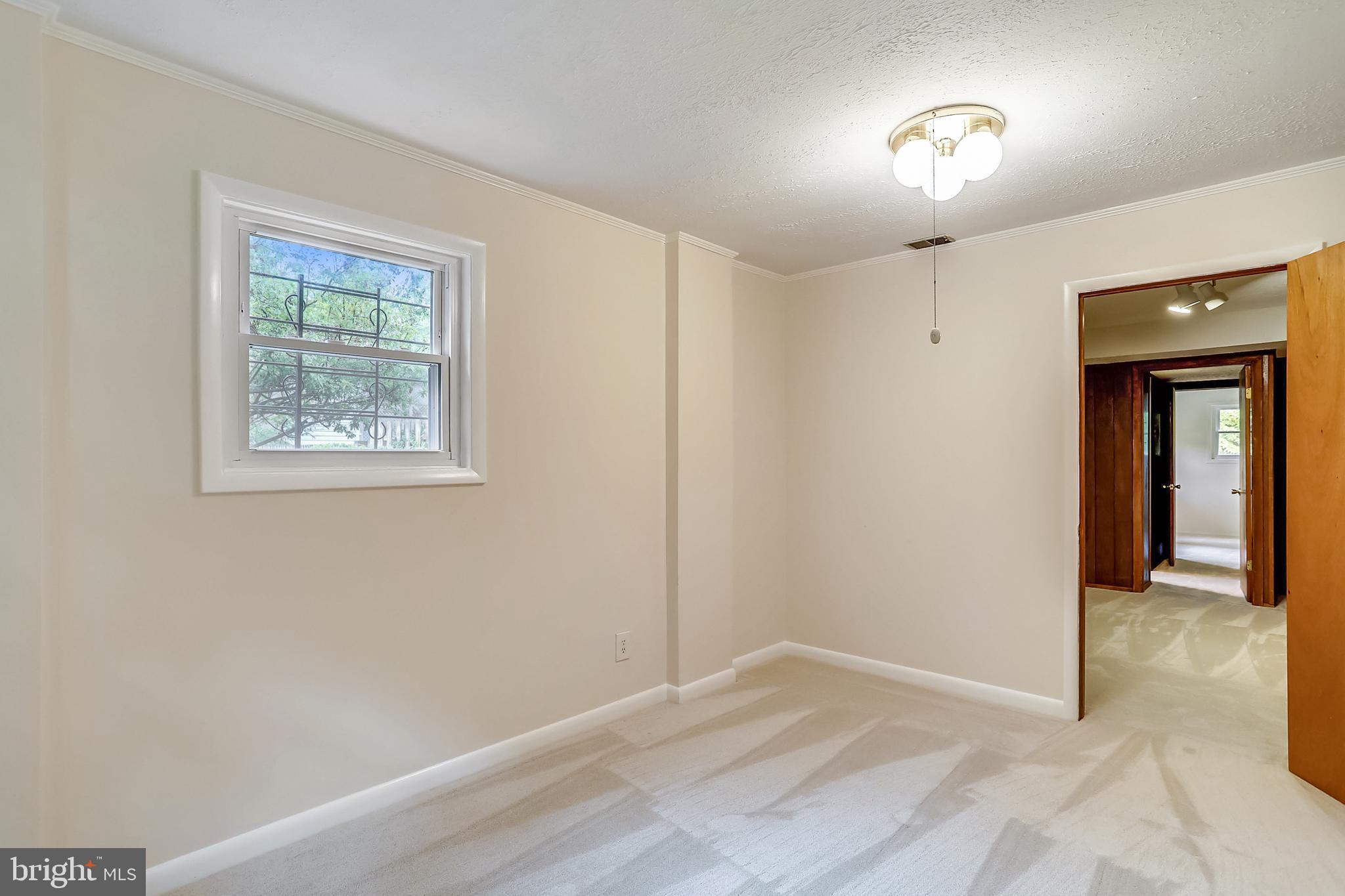 16617 Cashell Road Rockville, MD 20853 - Photo 19 of 28 Lower Level 4th Bedroom