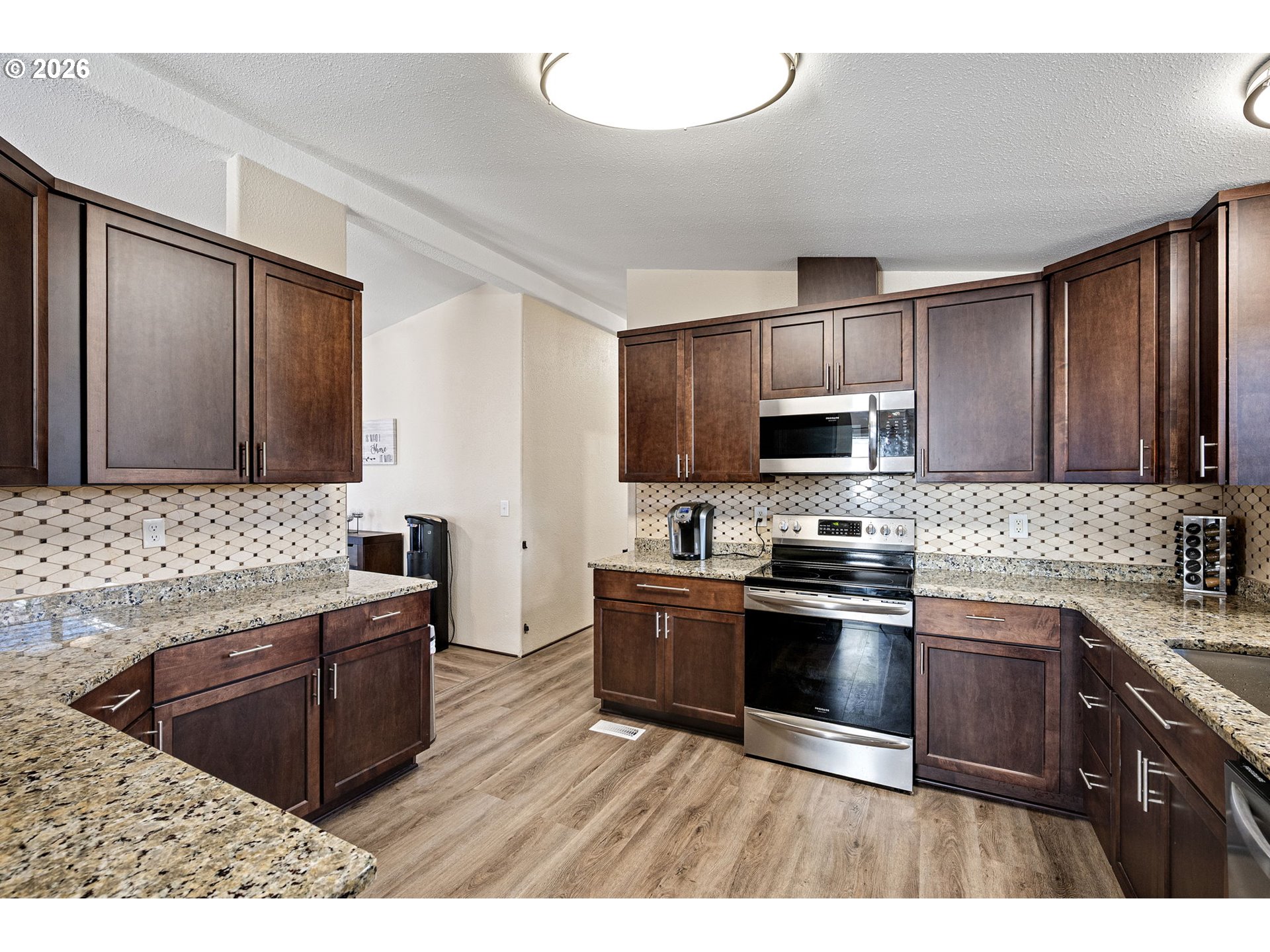 1307 Bramblewood Lane Eugene, OR 97404 - Photo 11 of 36