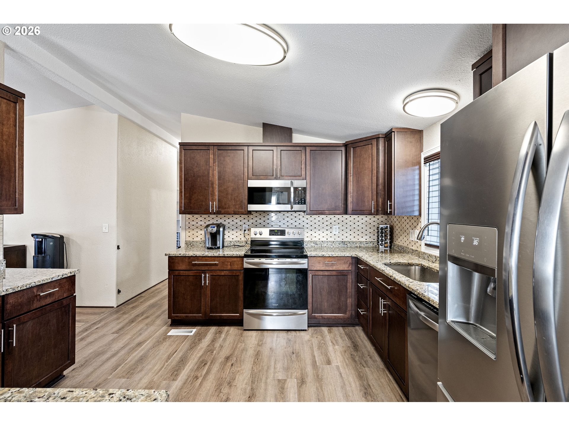 1307 Bramblewood Lane Eugene, OR 97404 - Photo 14 of 36