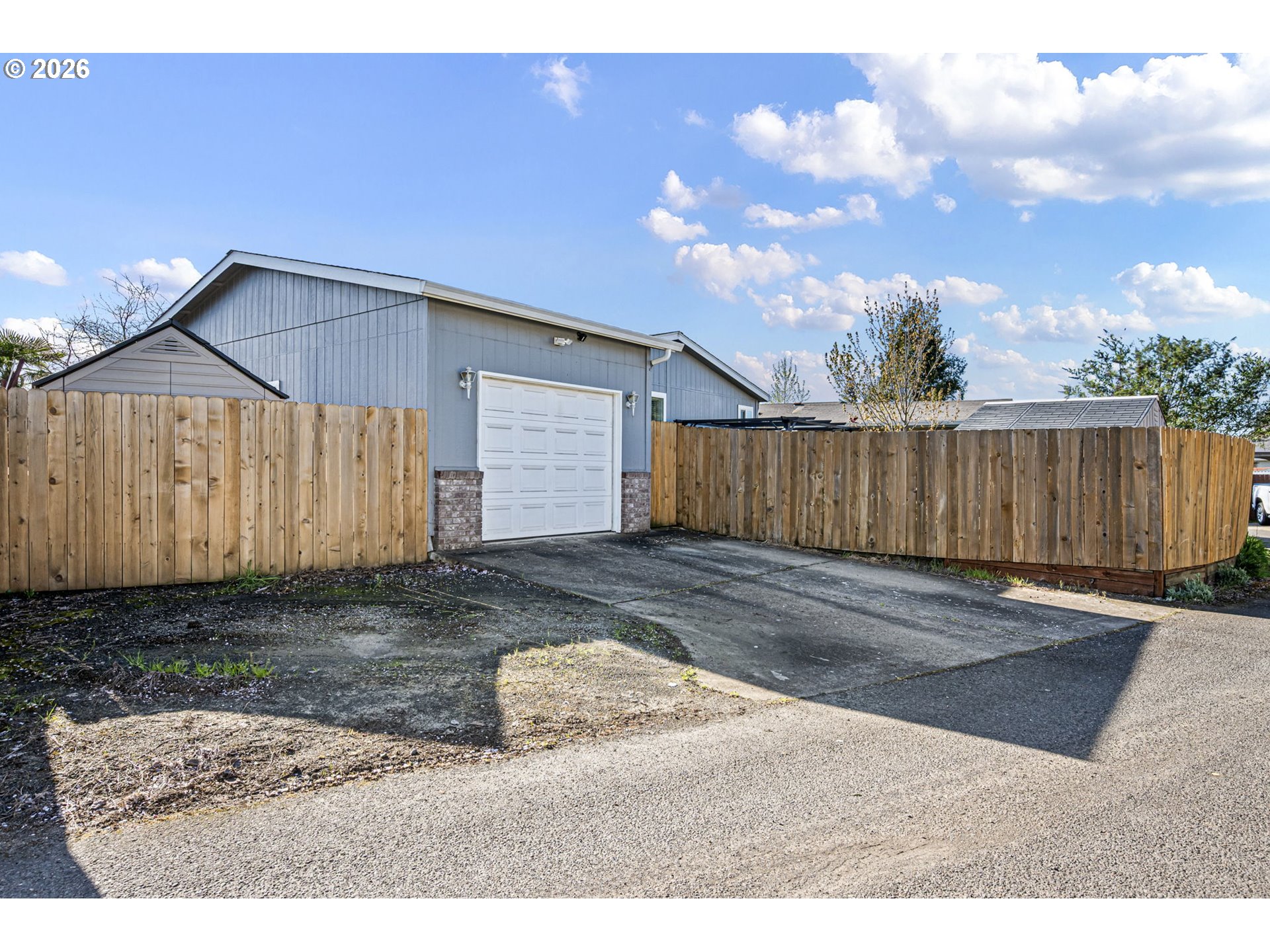 1307 Bramblewood Lane Eugene, OR 97404 - Photo 32 of 36