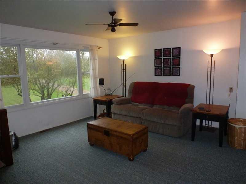 452 Darling Road Hudson, ME 04449 - Photo 26 of 35 Living Room.