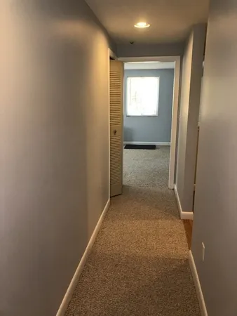 $1,700 | 272 Bedford Street, Unit A4, Abington, MA 02351