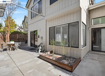 $1,249,000 | 455 Eagle Valley Way, Danville, CA 94506