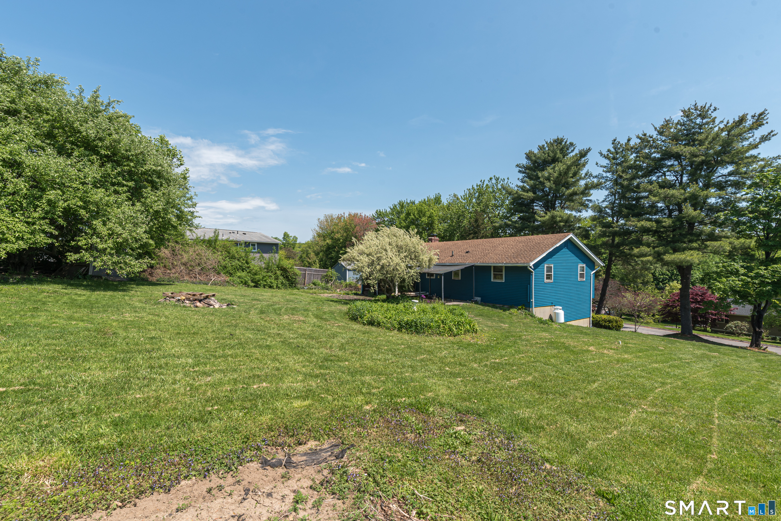 196 Humiston Circle Thomaston, CT 06787 - Photo 39 of 40