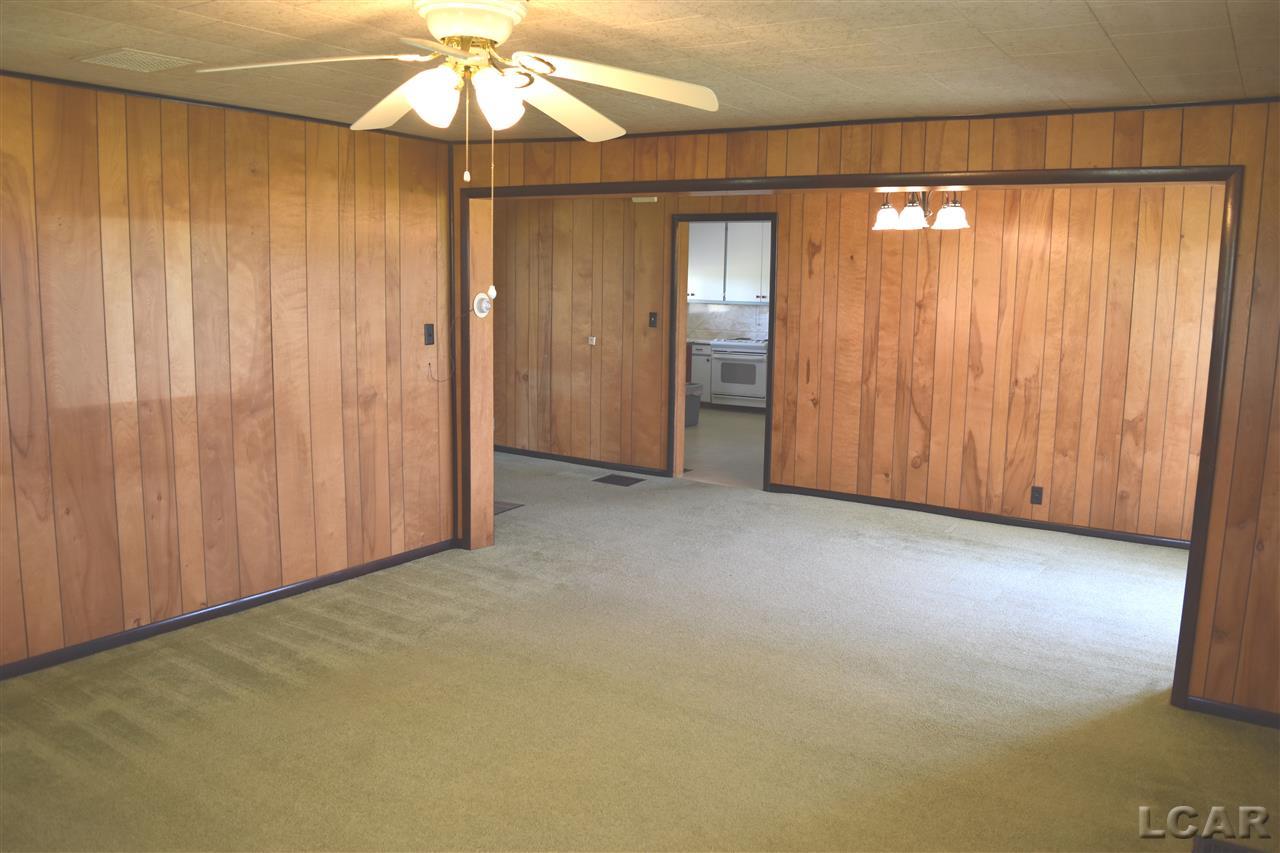 9091 Elm Road Hudson, MI 49247 - Photo 21 of 28 50013180-20.JPG