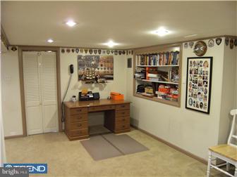 271 Valley Road Warminster, PA 18974 - Photo 9 of 11 Basement - Finished