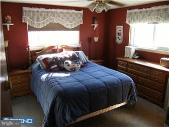 271 Valley Road Warminster, PA 18974 - Photo 10 of 11 Bedroom - Main