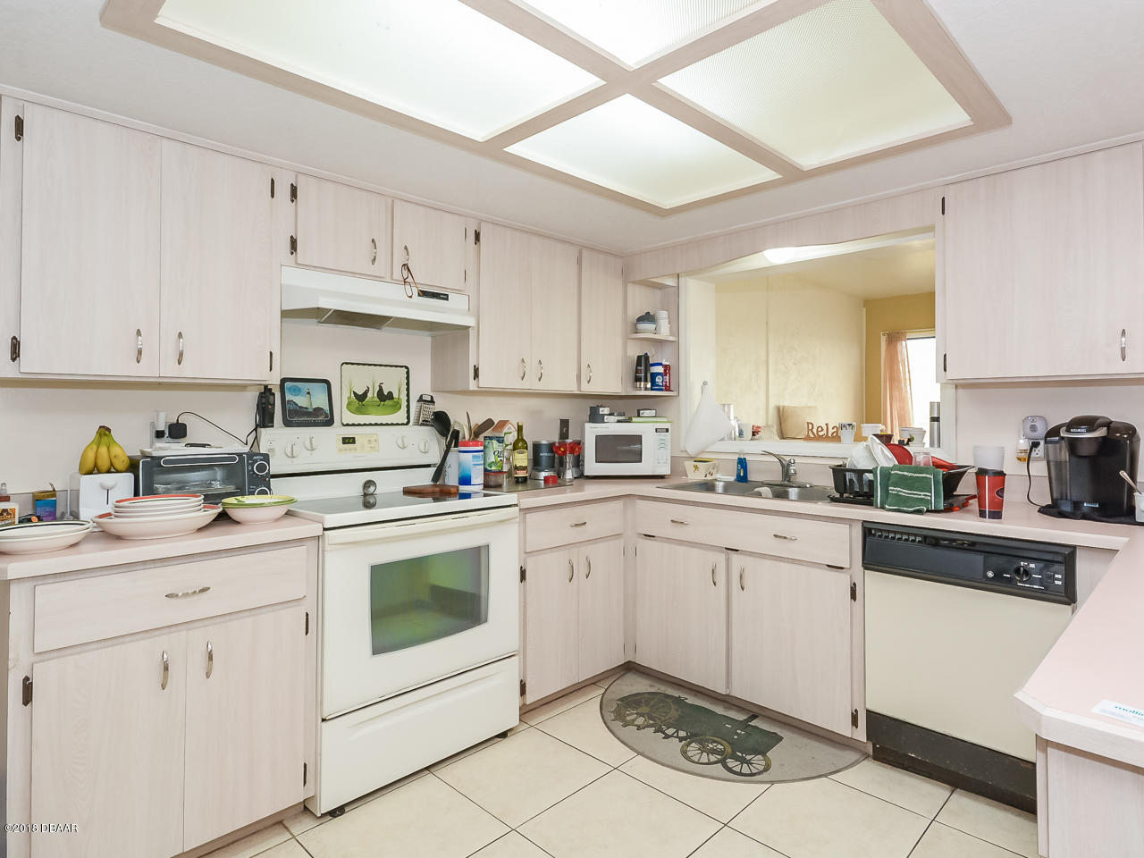7 Pelican Lane Edgewater, FL 32141 - Photo 8 of 27 7_PelicanLane-18