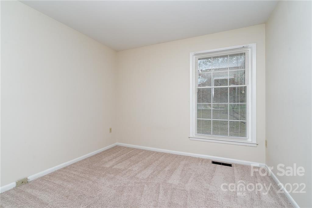 1500 Rama Road Charlotte, NC 28211 - Photo 11 of 25 an empty room with a window