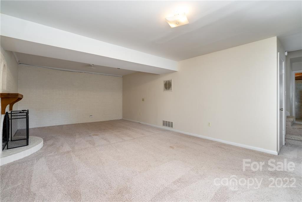 1500 Rama Road Charlotte, NC 28211 - Photo 19 of 25 a view of an empty room