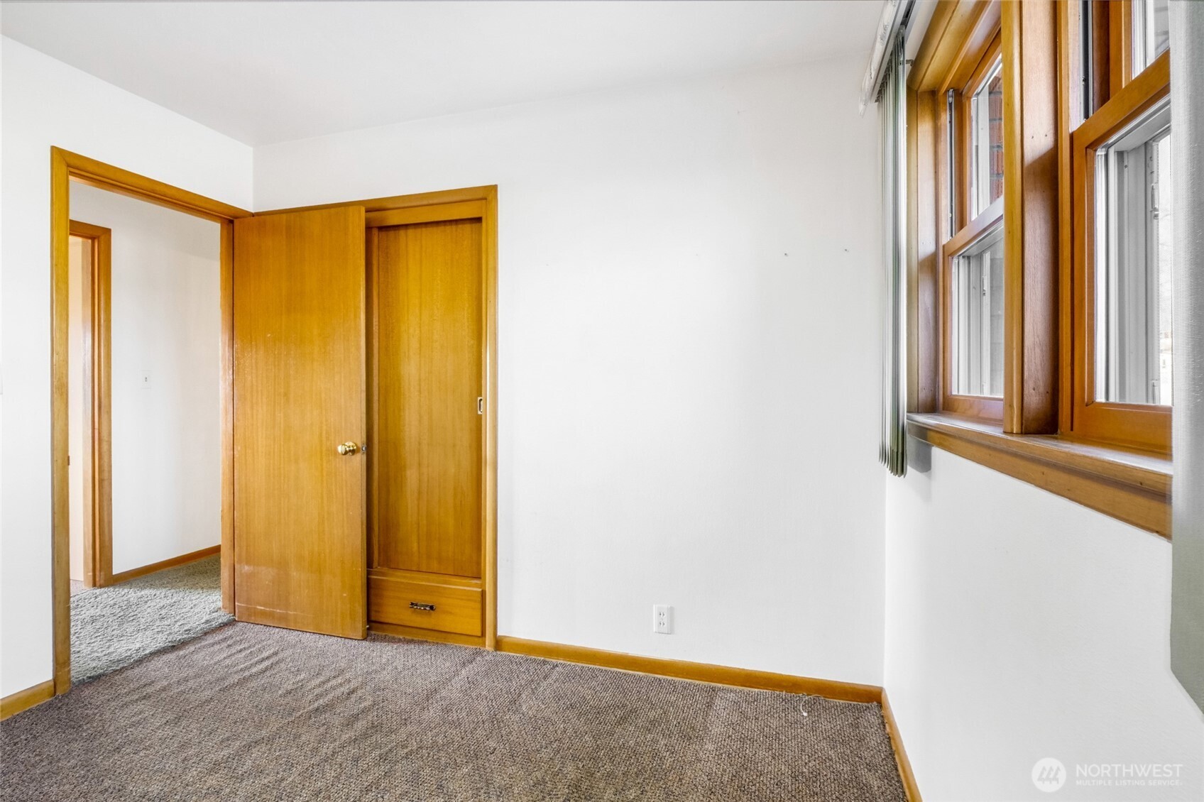 319 East 3rd Street Lind, WA 99341 - Photo 19 of 37