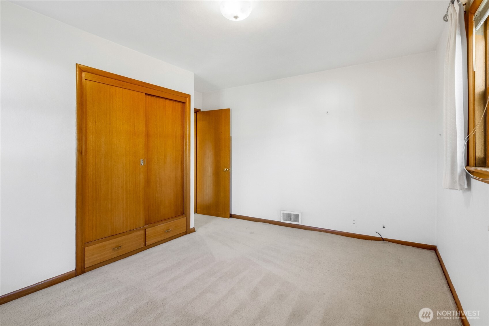 319 East 3rd Street Lind, WA 99341 - Photo 21 of 37