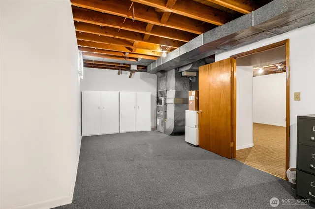 $299,000 | 319 East 3rd Street, Lind, WA 99341