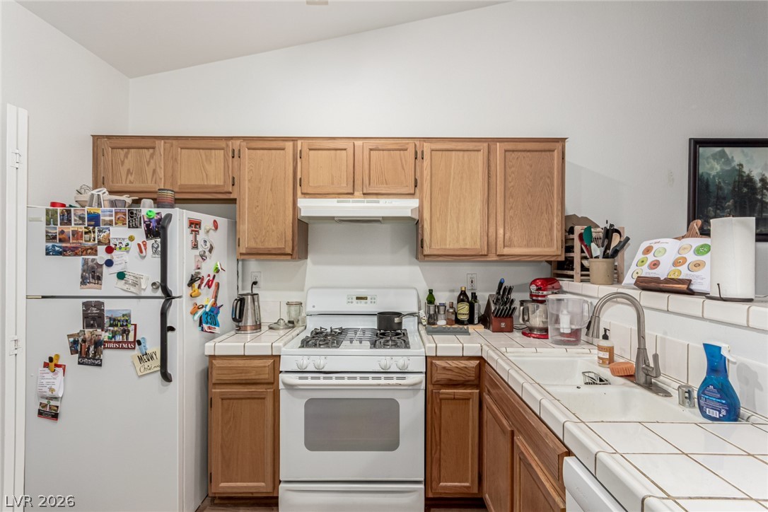 115 Tapatio Street Henderson, NV 89074 - Photo 11 of 28