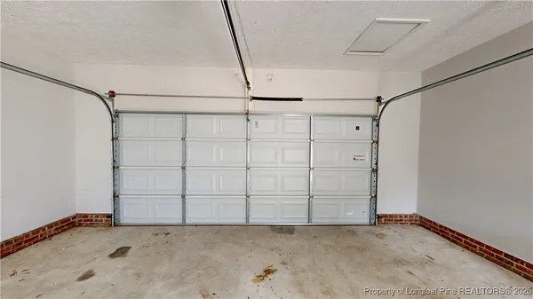 a view of a garage