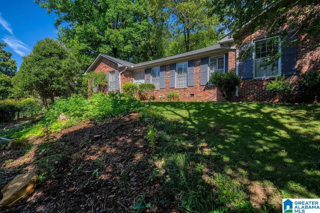 3652 Crestside Road Birmingham, AL 35223 - Photo 2 of 38