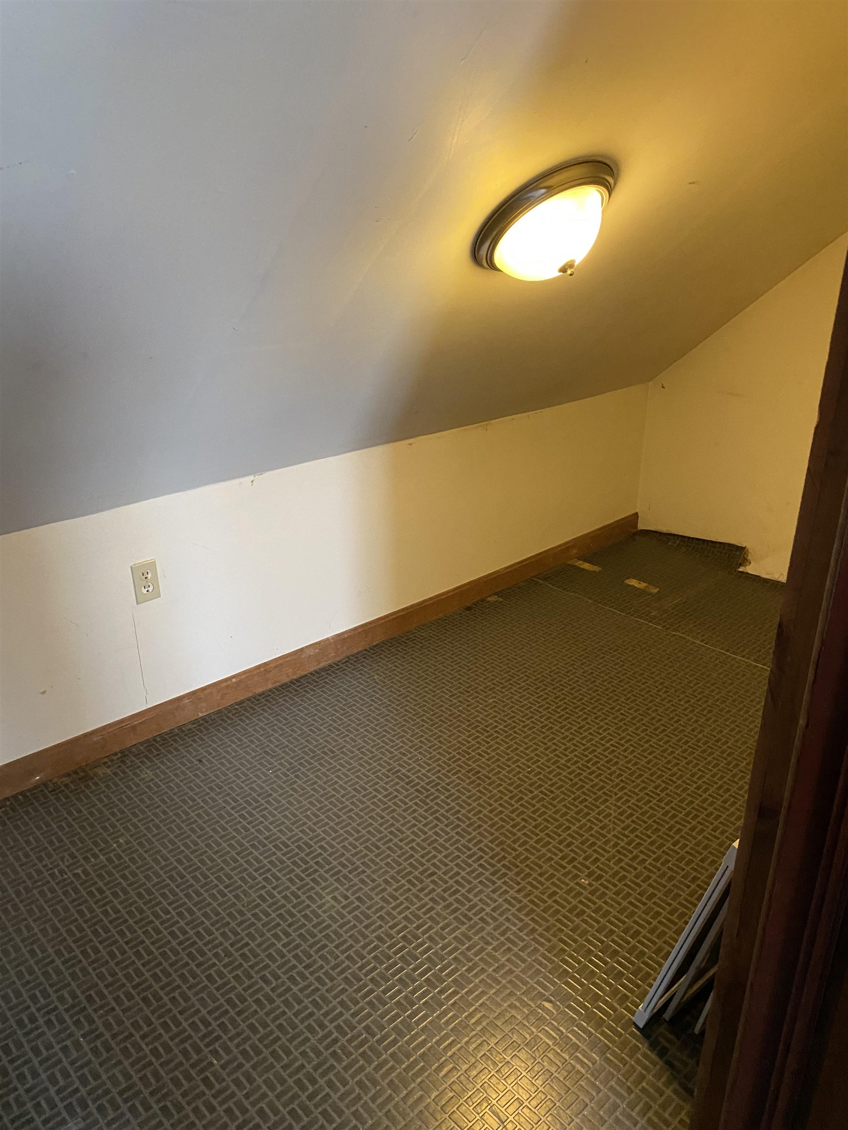 85 Snow Pond Road Concord, NH 03301 - Photo 11 of 33