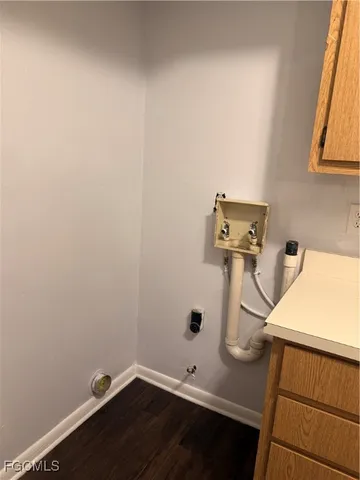 $1,250 | 608 Gerald Avenue, Unit 224, Lehigh Acres, FL 33936