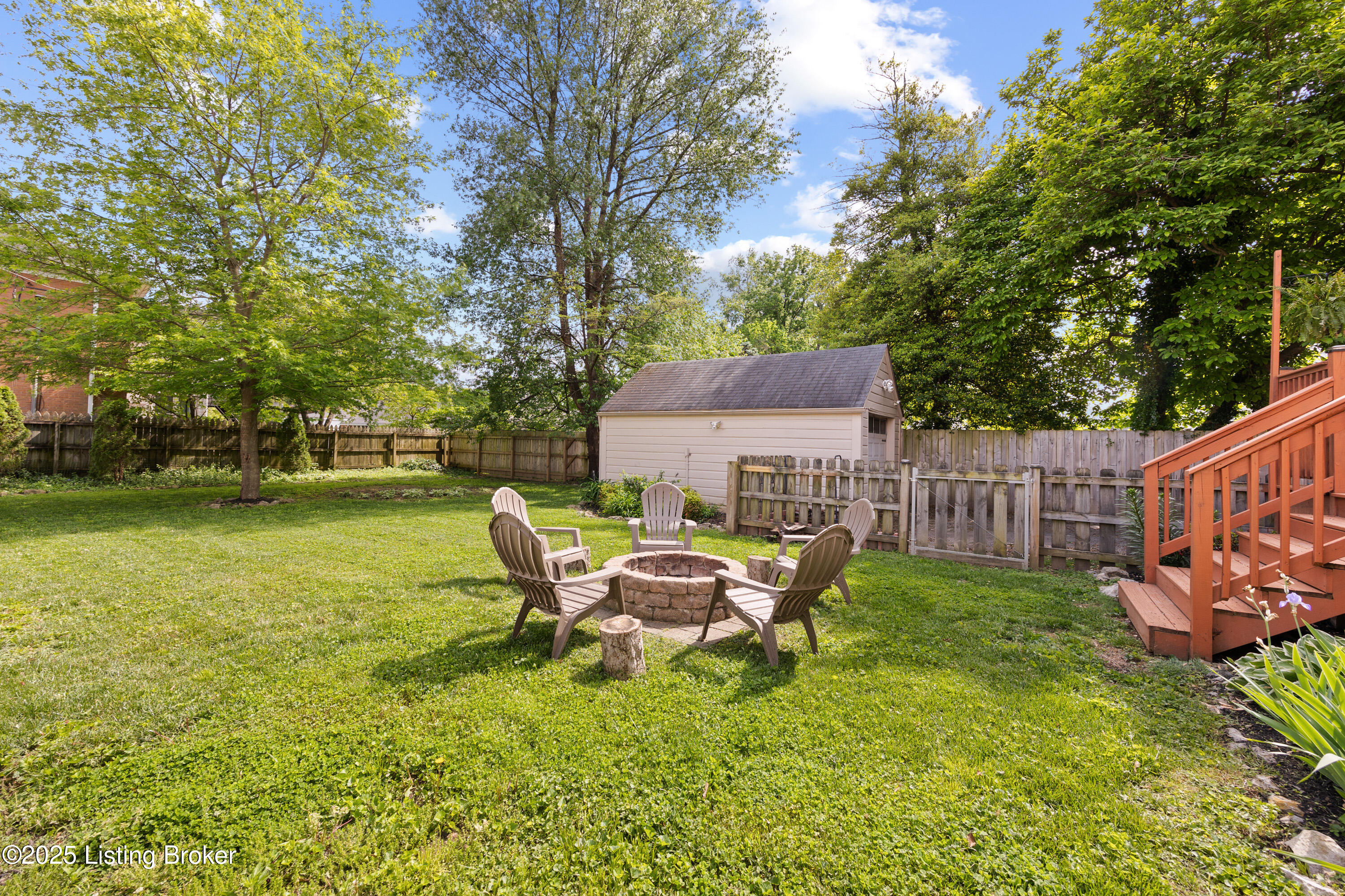 3822 Ormond Road Louisville, KY 40207 - Photo 26 of 33 030