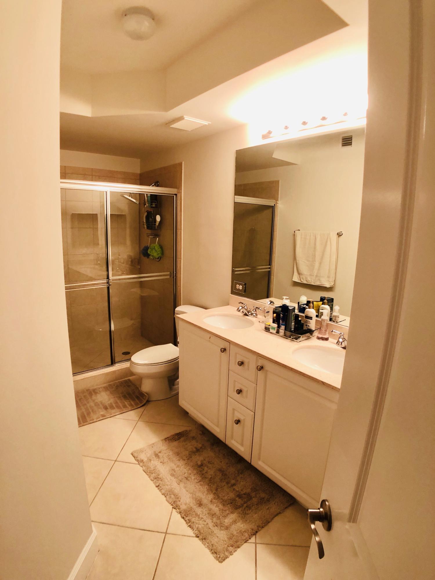 1 Renaissance Way, Unit 304 Boynton Beach, FL 33426 - Photo 8 of 17 IMG_0324
