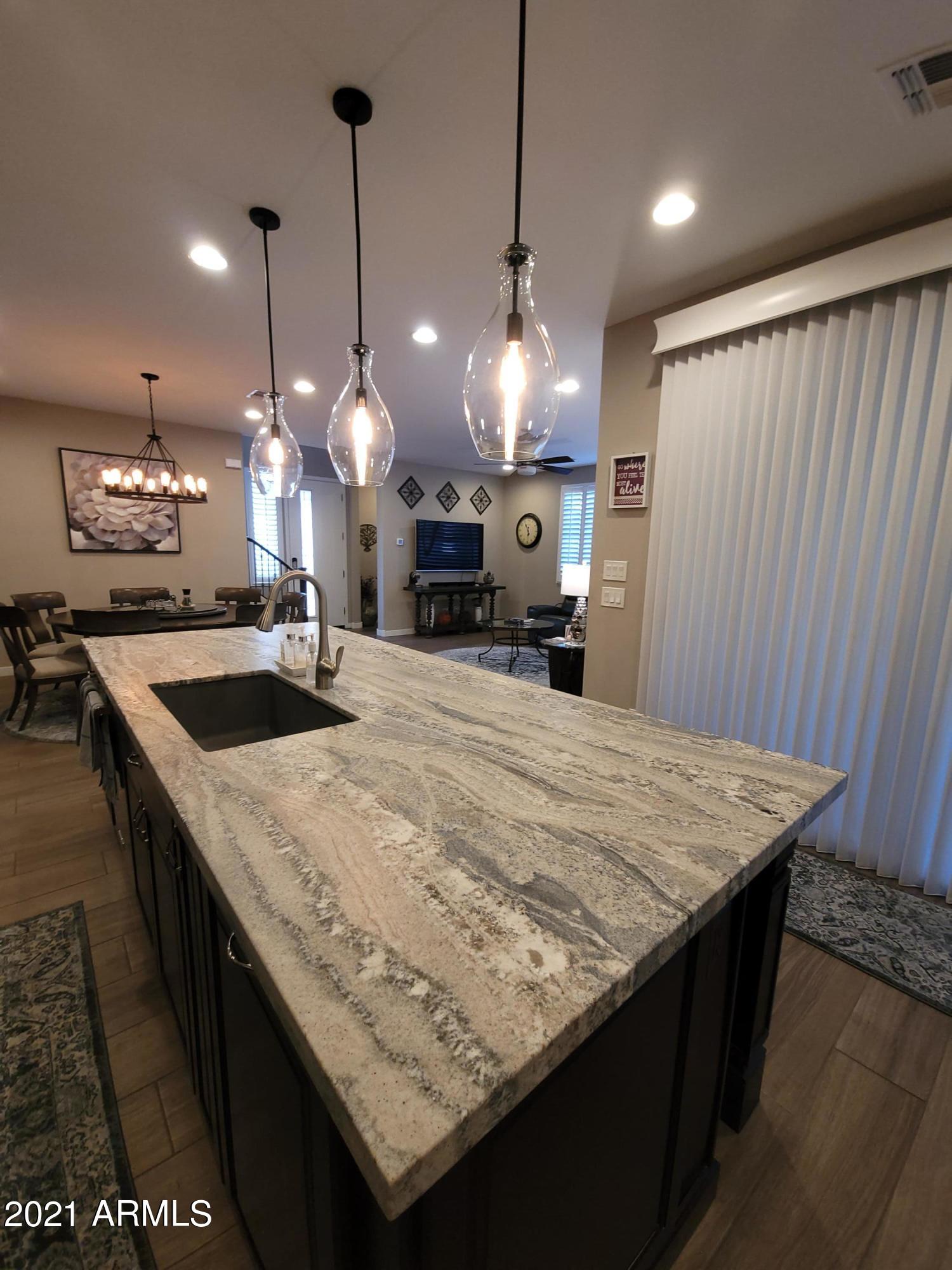 7121 West Post Road Chandler, AZ 85226 - Photo 5 of 17 Kitchen