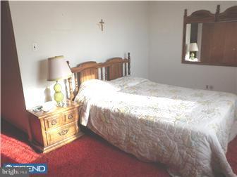 3838 Greenacres Road Philadelphia, PA 19154 - Photo 6 of 12 Bedroom - Main