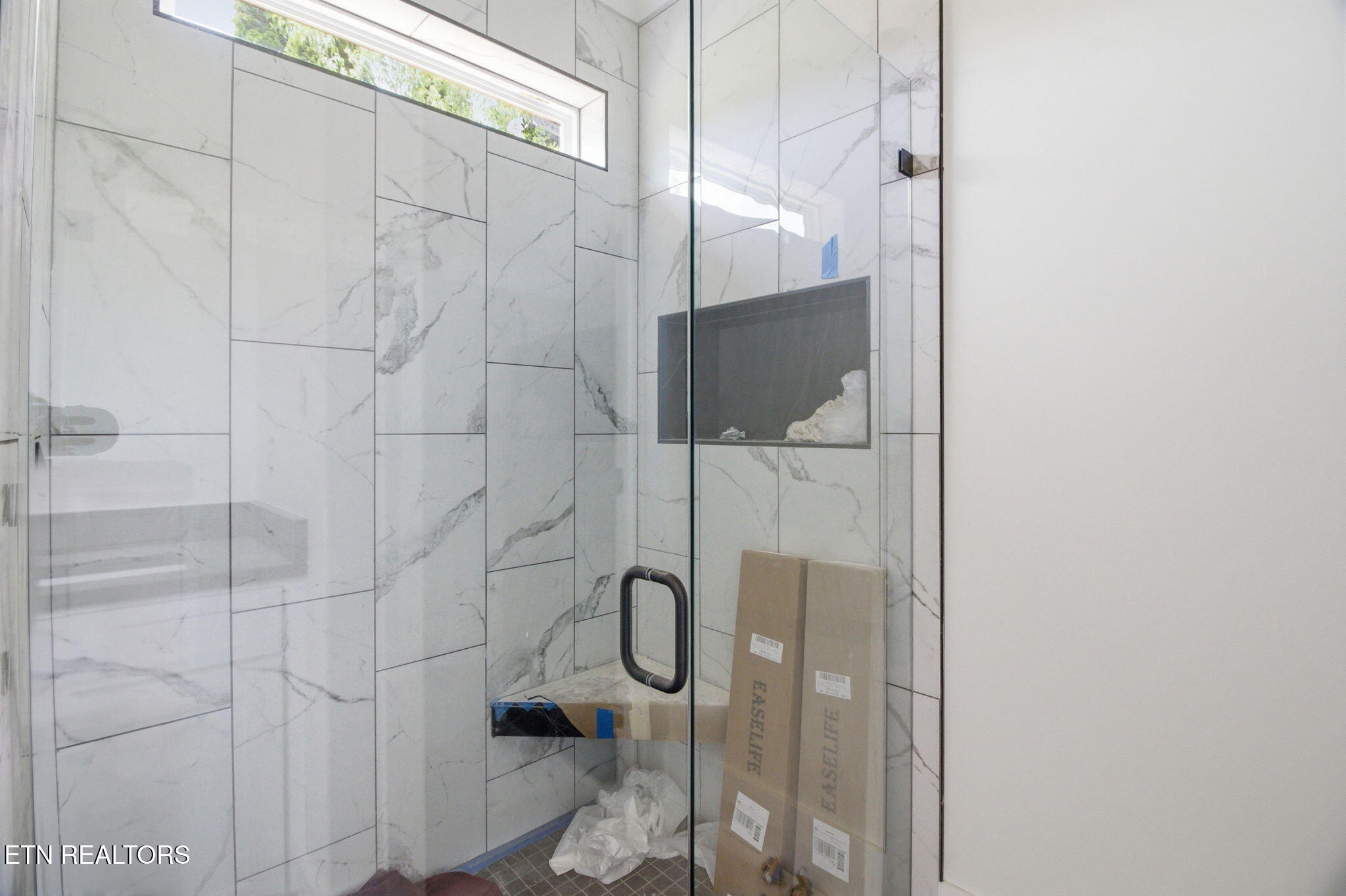 467 Laurel Road Clinton, TN 37716 - Photo 18 of 32 467 Laurel Rd_Primary Walk In Shower