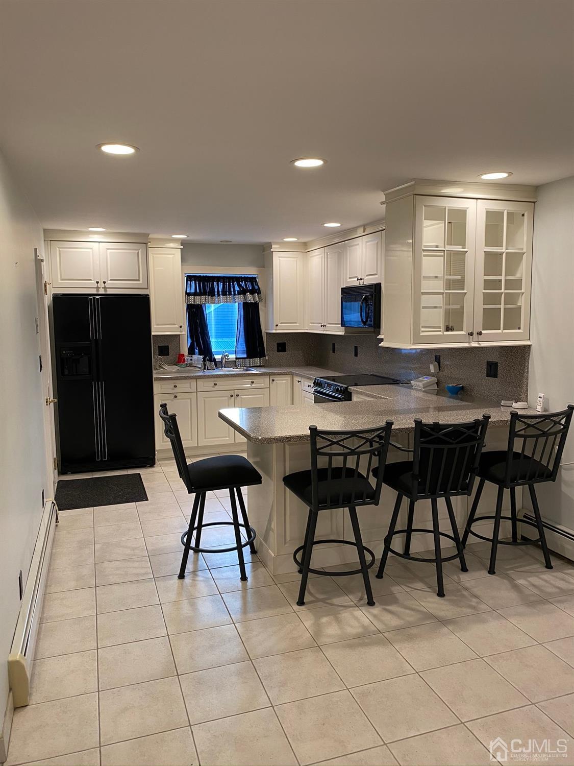 931 King Georges Post Road Edison, NJ 08837 - Photo 3 of 19 Gallery Image 3
