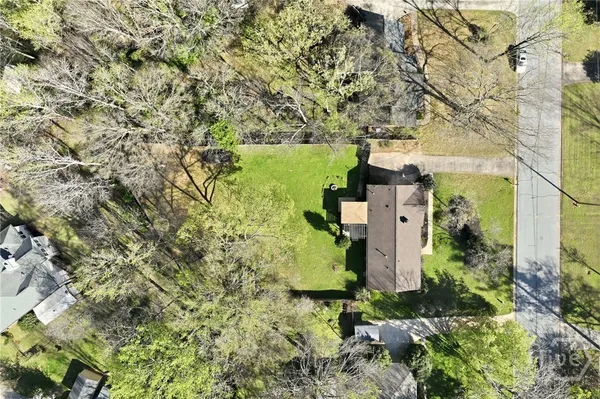 $305,000 | 185 Knob Lick Drive, Athens, GA 30605