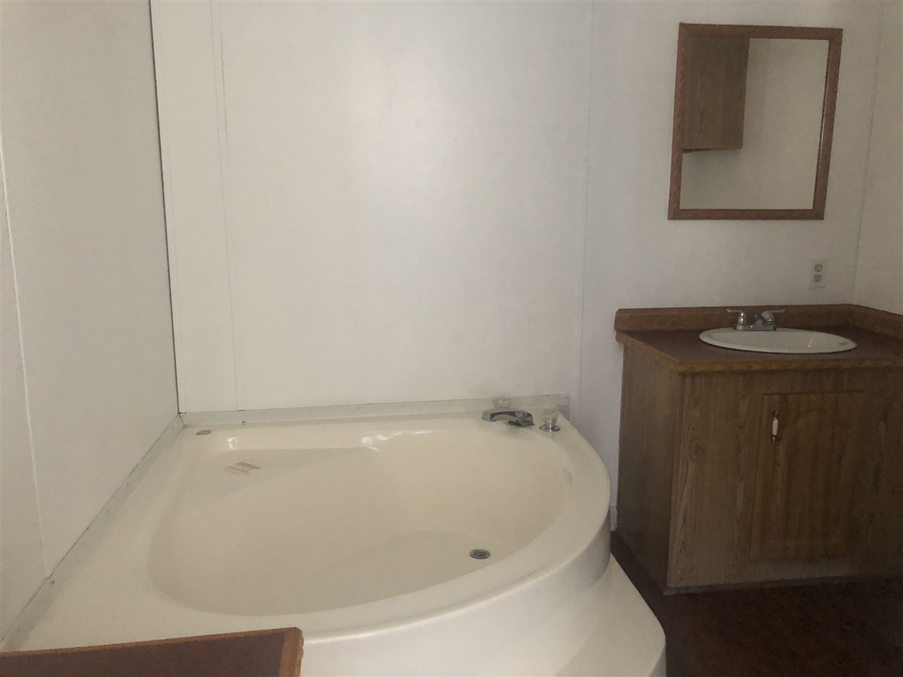 8031 Lightfoot Luckett Road Henning, TN 38041 - Photo 13 of 18 Gallery Image 13