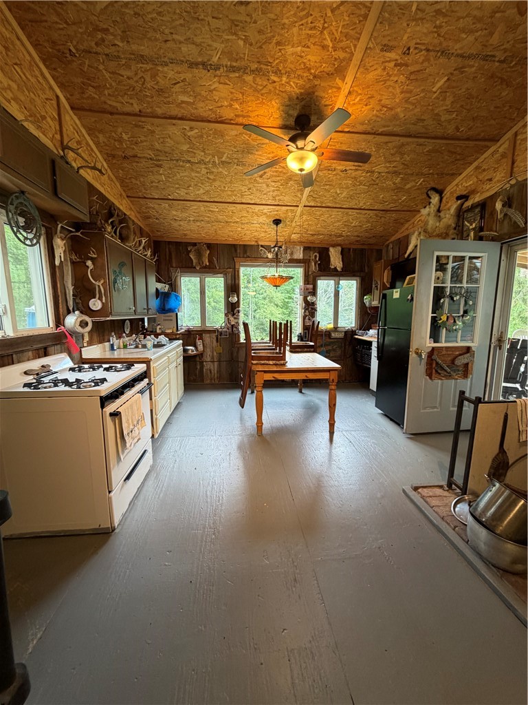 349 Bed Holw Road Roxbury, NY 12421 - Photo 8 of 44