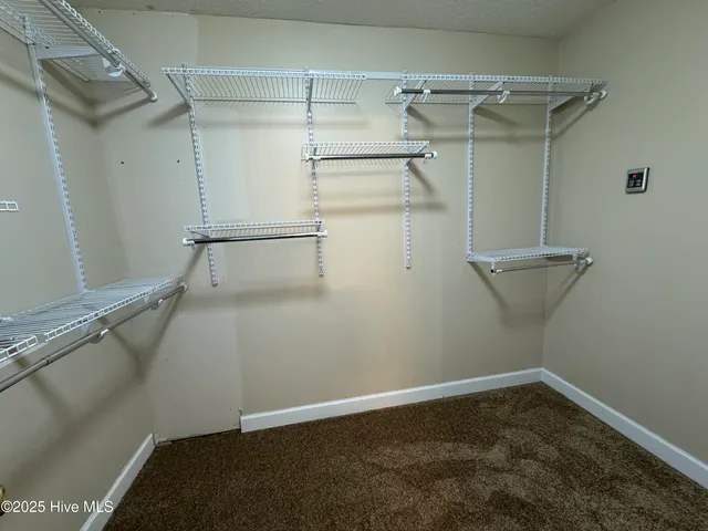 $1,500 | 301 West Willowood Lane, Jacksonville, NC 28546