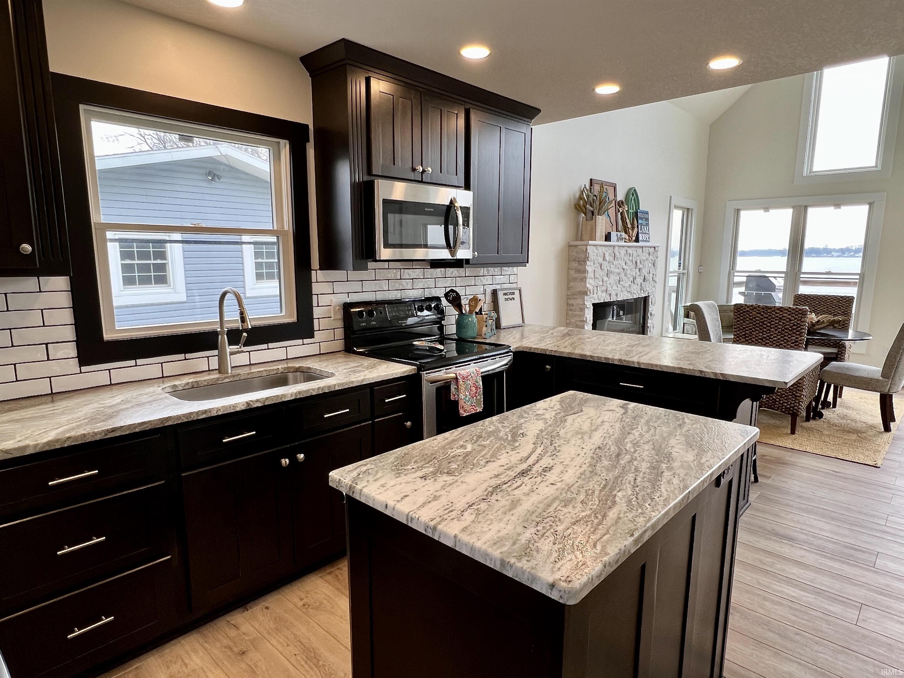 2525 Barrett Road Rochester, IN 46975 - Photo 5 of 28