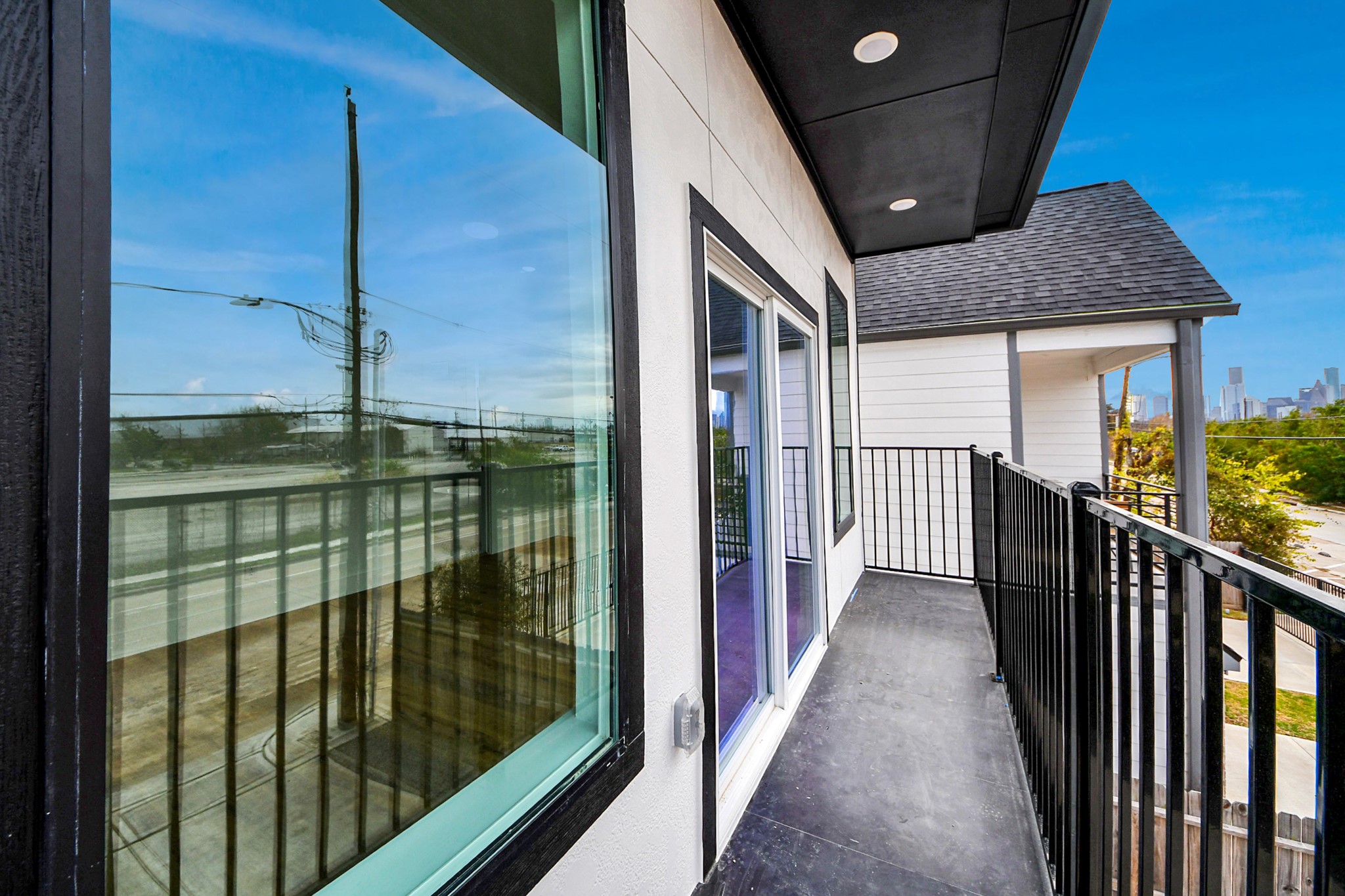 3308 Hardy Street Houston, TX 77009 - Photo 28 of 31 a view of a balcony