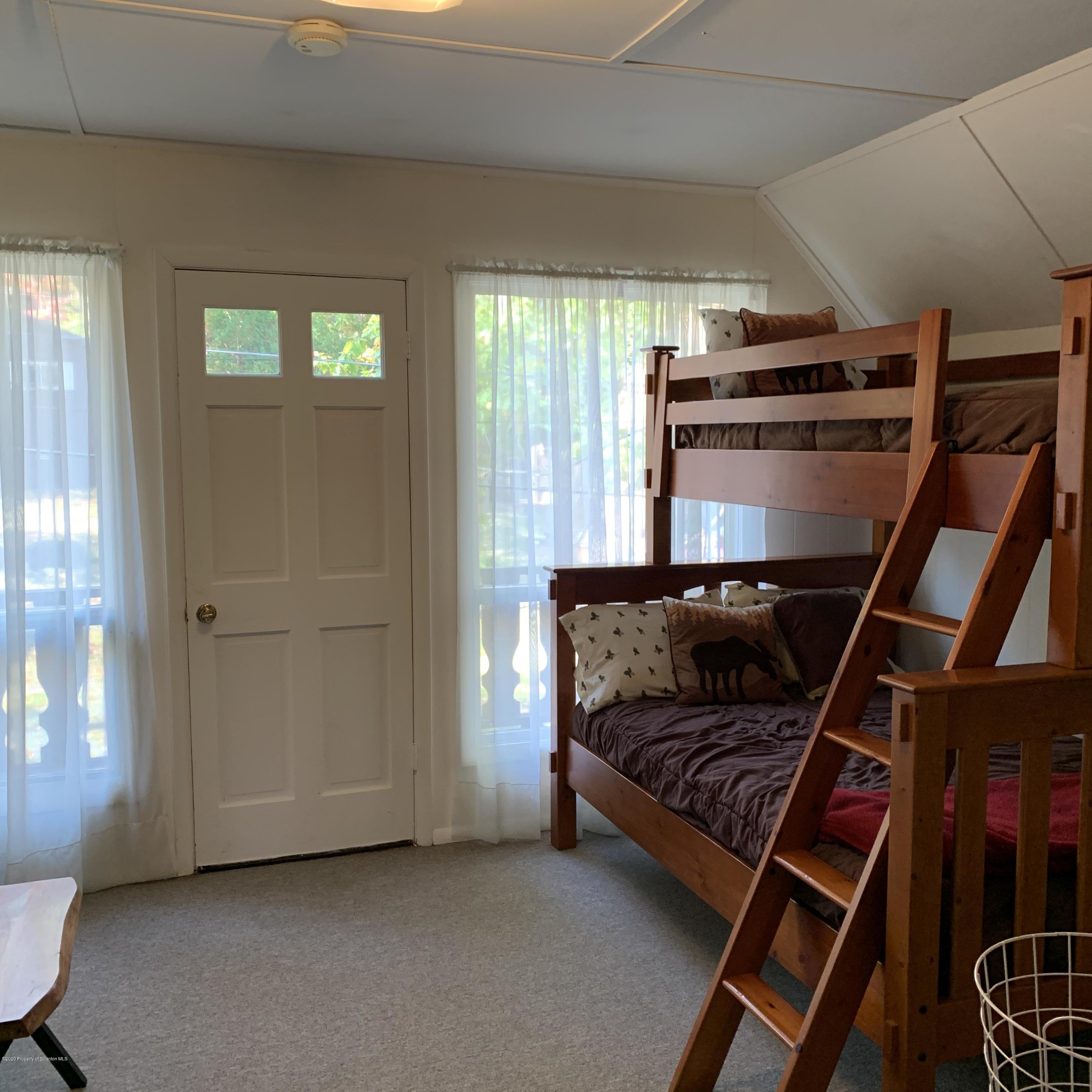 34 Ranch View Union Dale, PA 18470 - Photo 12 of 21 Bedroom
