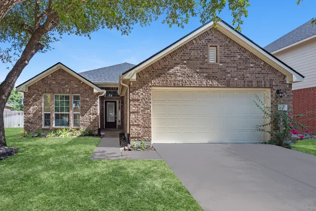 $2,000 | 8514 Sweetstone Field Court, Cypress, TX 77433