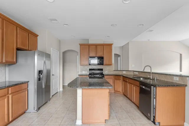 $2,000 | 8514 Sweetstone Field Court, Cypress, TX 77433