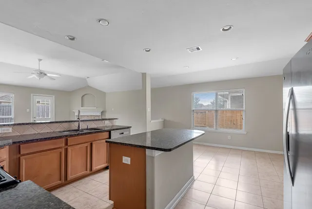 $2,000 | 8514 Sweetstone Field Court, Cypress, TX 77433