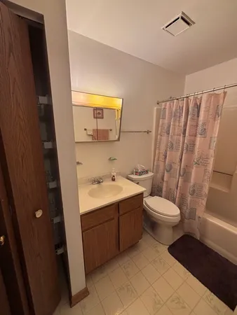 $145,000 | 633 South Virginia Road, Unit 115, Crystal Lake, IL 60014